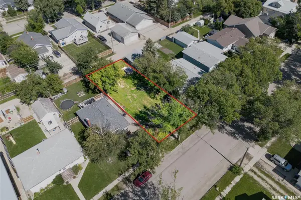 210 McLeod AVENUE E, Melfort, SK S0E 1A0