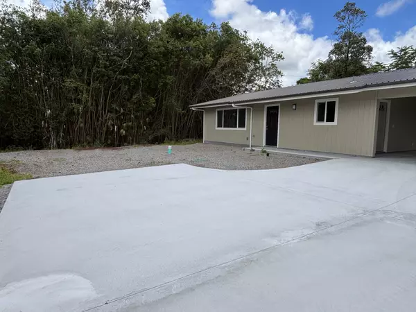 Hilo, HI 96720,1995 KAUMANA DR