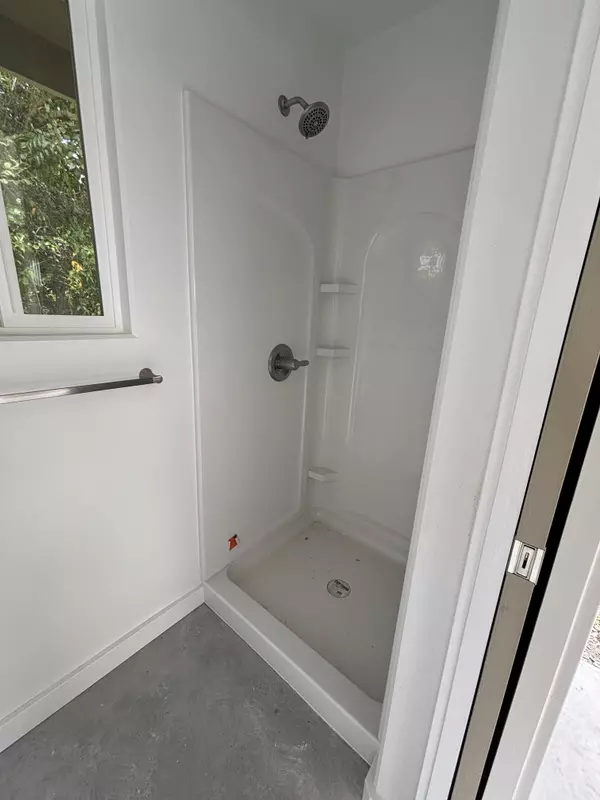 Hilo, HI 96720,1995 KAUMANA DR