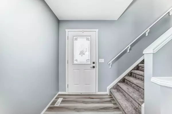 Calgary, AB T3J 5E9,164 Saddlecrest BLVD NE