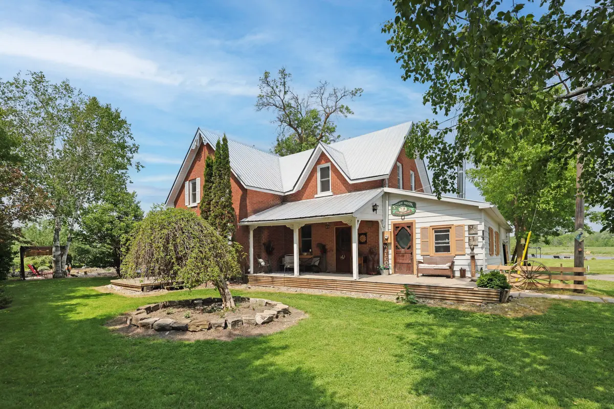 155 STORIE RD, Horton, ON K7V 3Z8