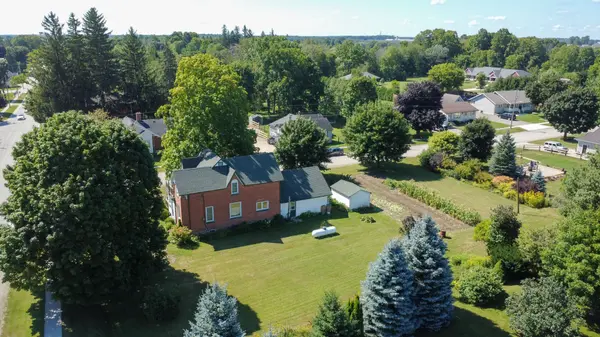 3045 Station RD, Howick, ON N0G 1V0