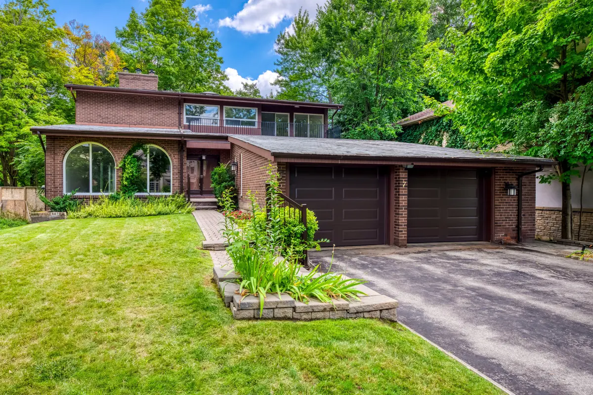 Toronto C07, ON M2N 2M7,7 Mylesview PL