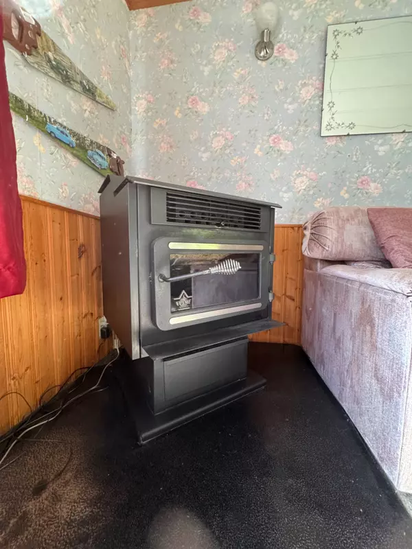 Carlow/mayo, ON K0L 2R0,1641 Boulter RD