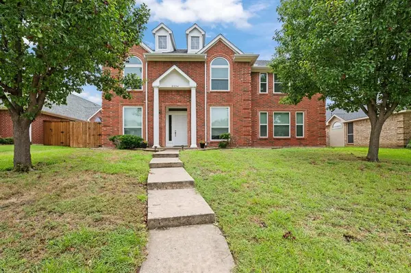 8534 Pebblebrook Drive,  Frisco,  TX 75034