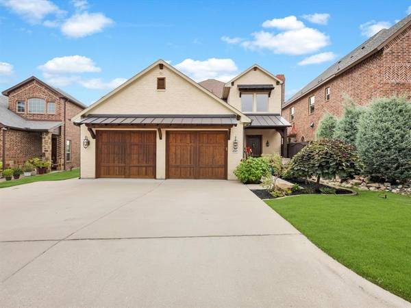 2317 Windjammer Way,  Rowlett,  TX 75088
