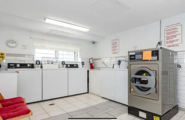 Cityview - Parkwoods Hills - Rideau Shore, ON K2E 6K6,1356 Meadowlands DR E #1102