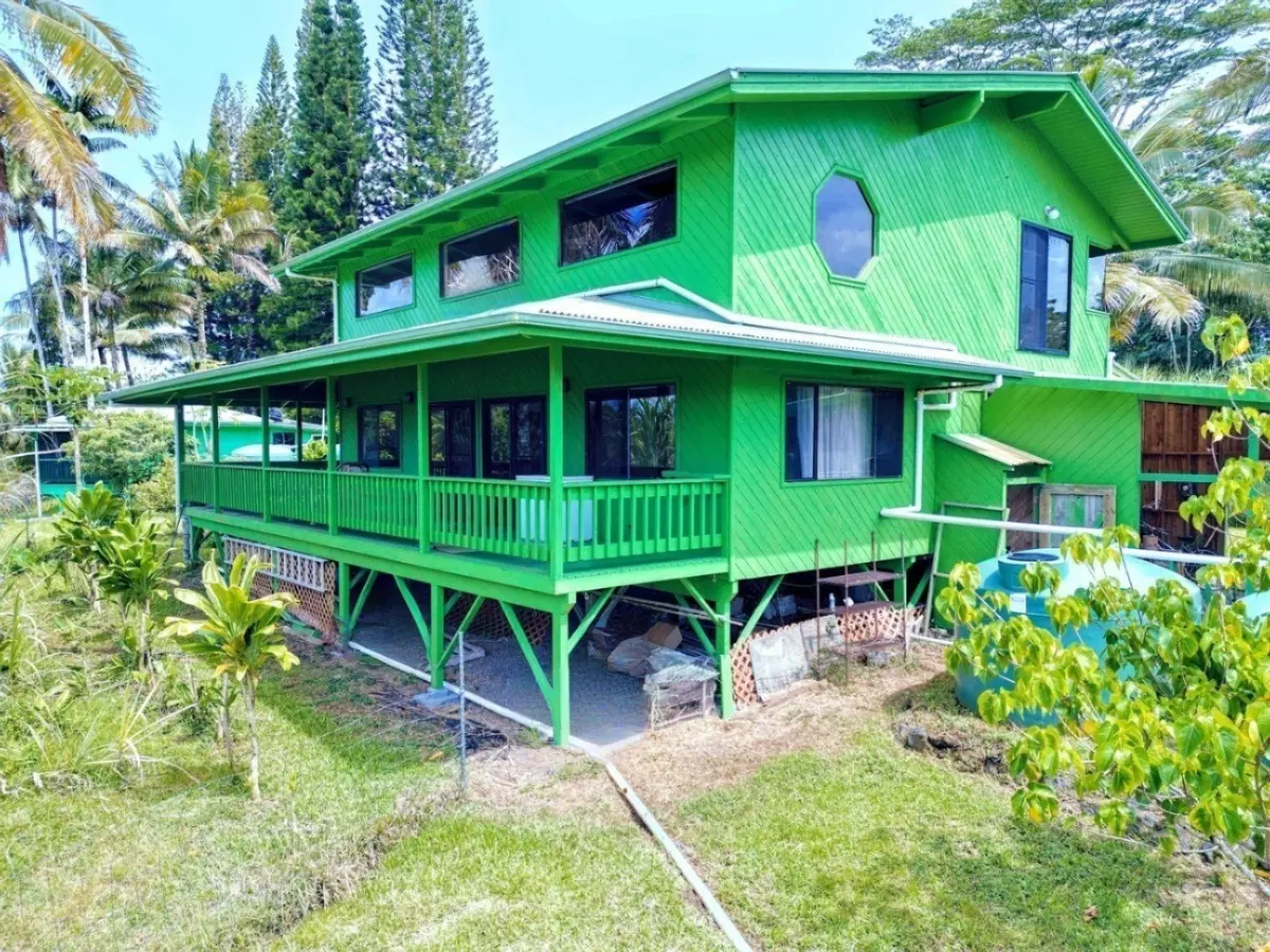 Pahoa, HI 96778,15-2963 HOMESTEAD RD