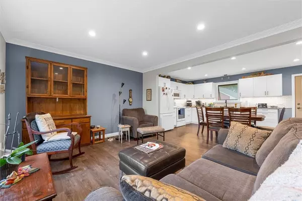 Lincoln, ON L3J 0K5,5073 Charles ST