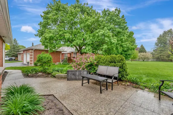 71 Beasley CRES #7, Cambridge, ON N1T 1P5