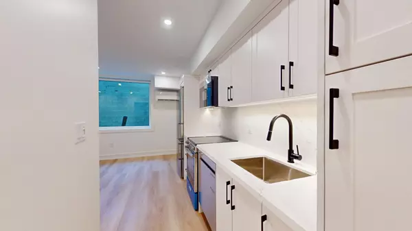 656 Annette ST #B1, Toronto W02, ON M6S 2C6
