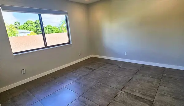 Fort Lauderdale, FL 33311,200 NW 25th St #8