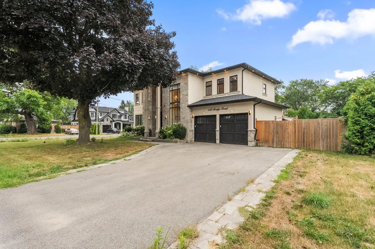 Oakville, ON L6L 2C1,1164 Bridge RD