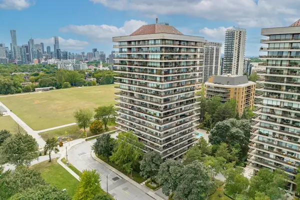 Toronto C09, ON M4T 2B7,10 Avoca AVE #704/05