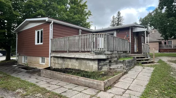 Hanover, ON N4N 2K4,1069 7th AVE