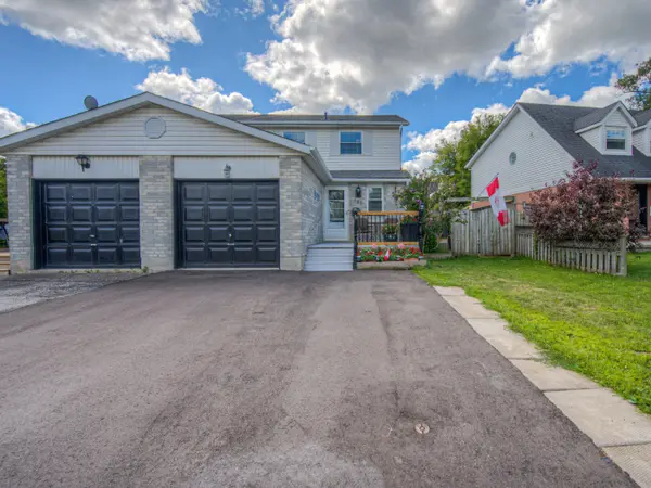 Cambridge, ON N1R 8J2,985 Elgin ST N