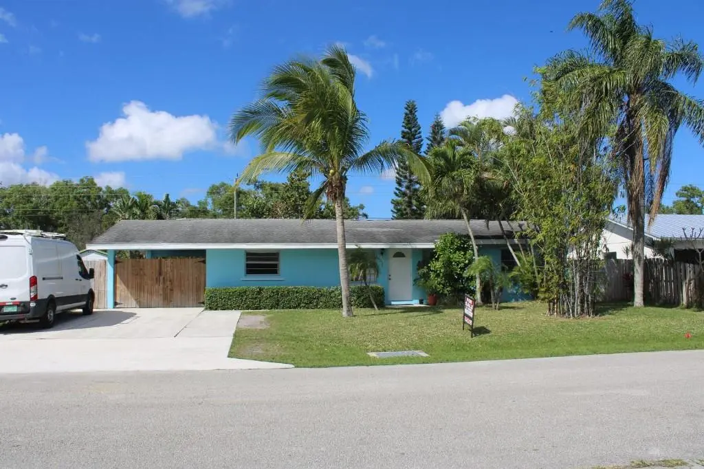 Stuart, FL 34997,1963 SE Washington St