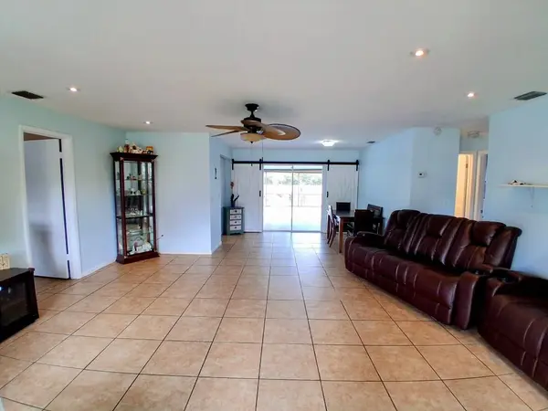 Stuart, FL 34997,1963 SE Washington St