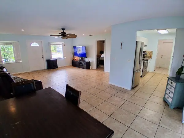 Stuart, FL 34997,1963 SE Washington St