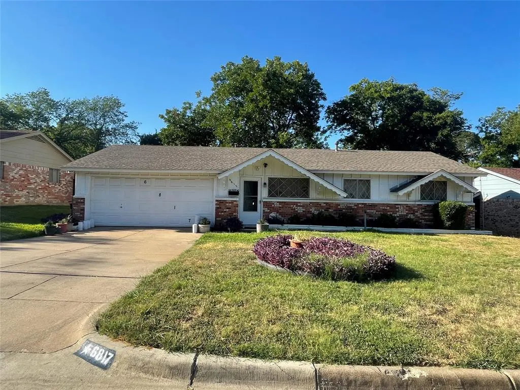 6817 Gary Lane, Fort Worth, TX 76112