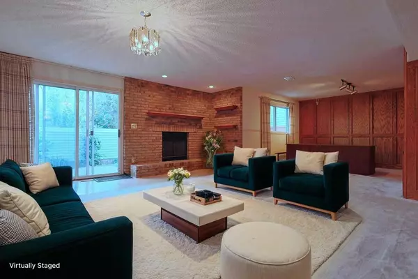 Calgary, AB T3L 1C7,116 Scenic Acres DR NW