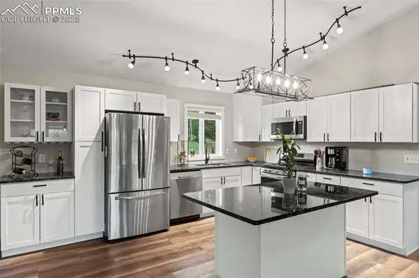 Divide, CO 80814,255 Twin Lakes DR