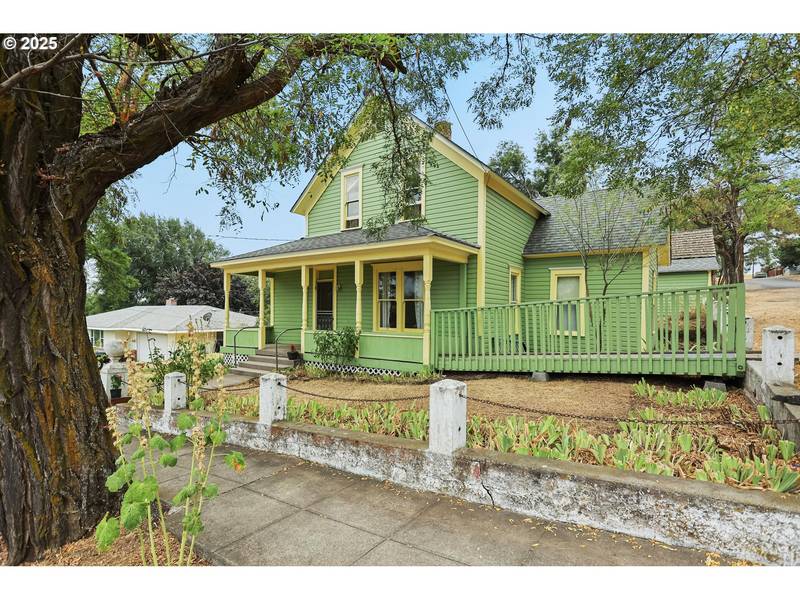 109 Bidwell ST, Moro, OR 97039