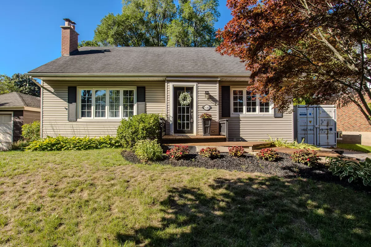 Burlington, ON L7T 3G1,936 Harvey PL