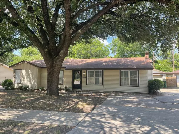 3509 Glenda Street, Haltom City, TX 76117