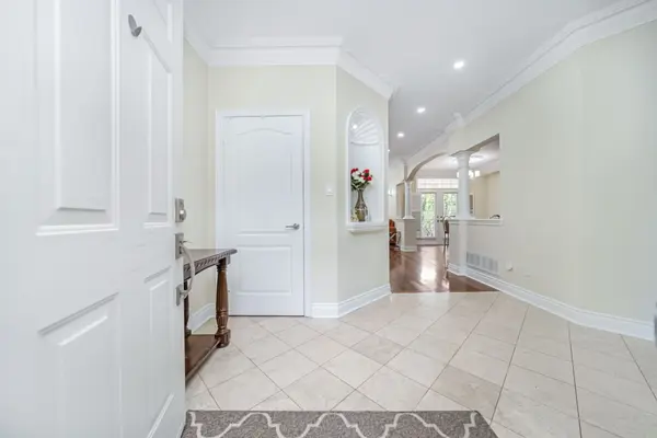 Brampton, ON L6Y 5K8,1587 Hallstone RD