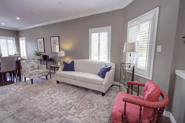 Brant, ON N3L 4G3,44 IRONGATE DR