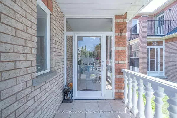 Markham, ON L3S 4H8,37 Clifton CT