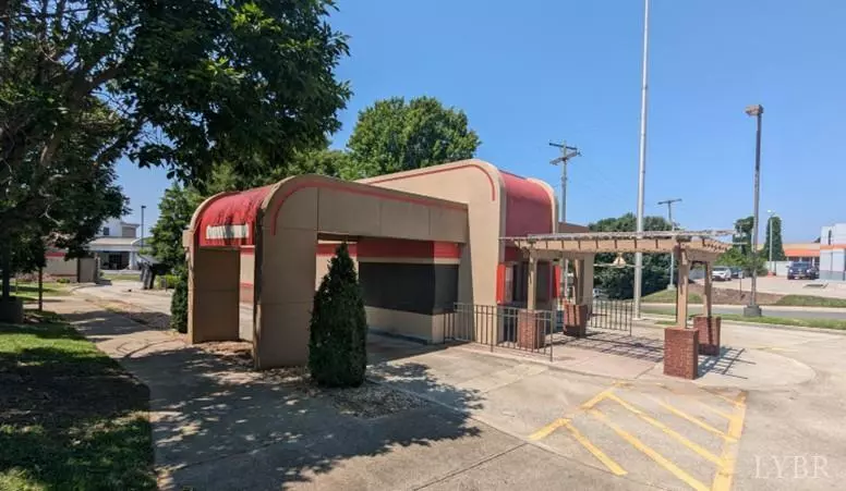 Lynchburg, VA 24502,2901 Candlers Mountain RD