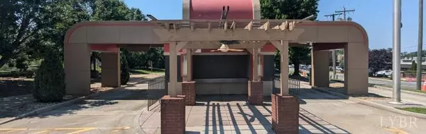 Lynchburg, VA 24502,2901 Candlers Mountain RD