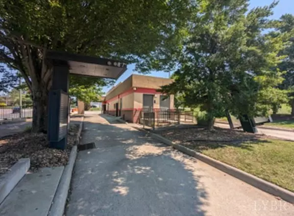 Lynchburg, VA 24502,2901 Candlers Mountain RD