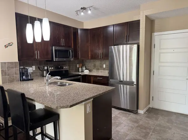 Cochrane, AB T4C0H7,207 Sunset DR #225