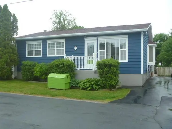 5 Goodison Street, Carbonear, NL A1Y1A9
