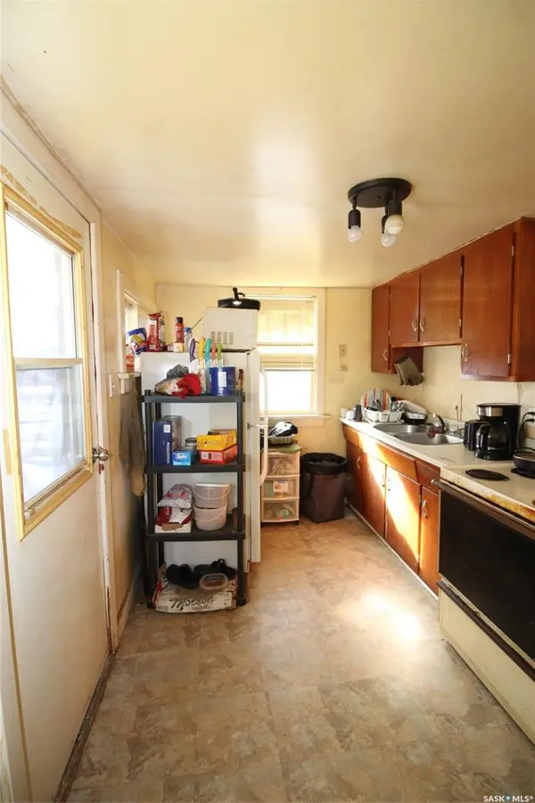 Shaunavon, SK S0N 2M0,476 3rd STREET