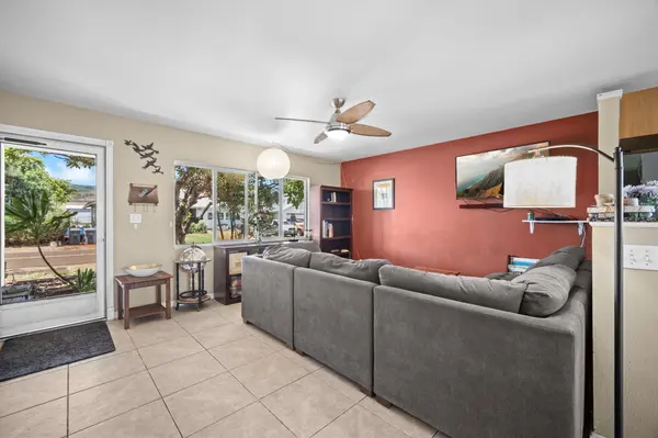 Hanapepe, HI 96716,3574 PILIALOHA ST