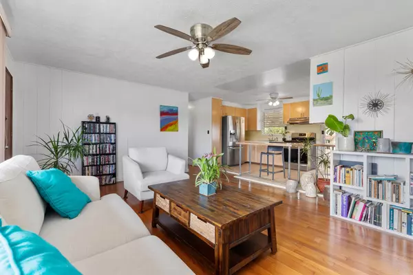 Hilo, HI 96720,414-A MOHOULI ST