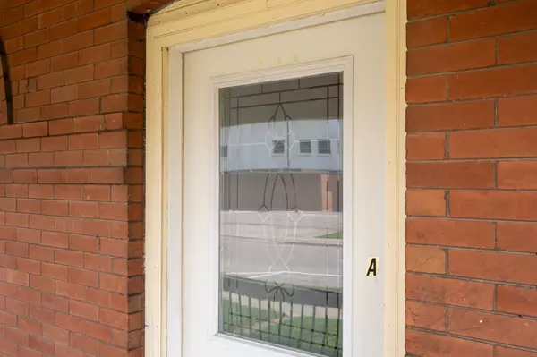 25 Horton ST #1, St. Thomas, ON N5P 2Y5