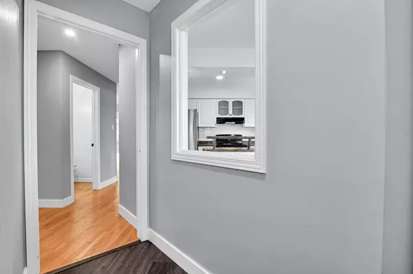 Kanata, ON K2M 1T4,55 Hawley CRES