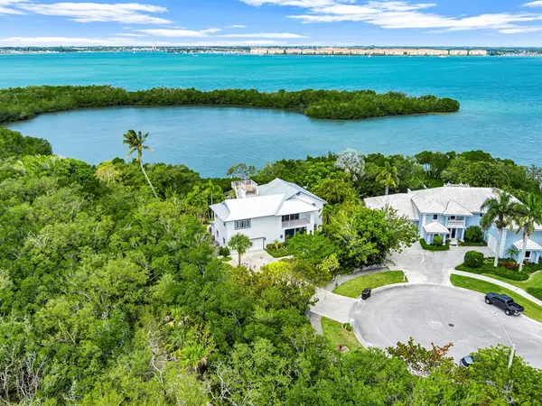 Fort Pierce, FL 34949,1700 Coconut Dr