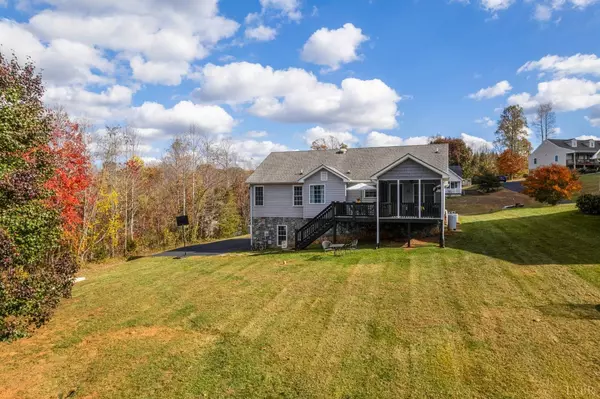 Monroe, VA 24574,130 Oakview DR