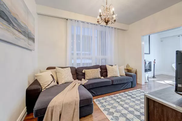 Toronto W03, ON M6N 3H2,9 Spring Grove AVE