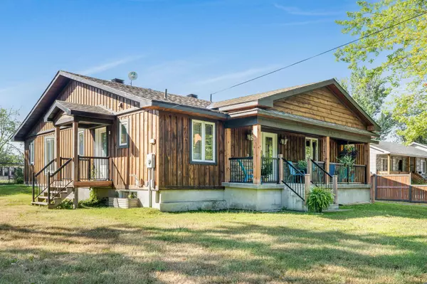 Champlain, ON K0B 1K0,455 Front RD W