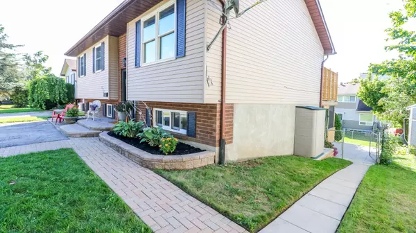 Orillia, ON L3V 7B6,173 Shannon ST