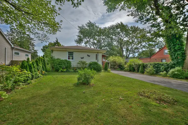 Niagara Falls, ON L2H 1L2,6112 Montrose RD