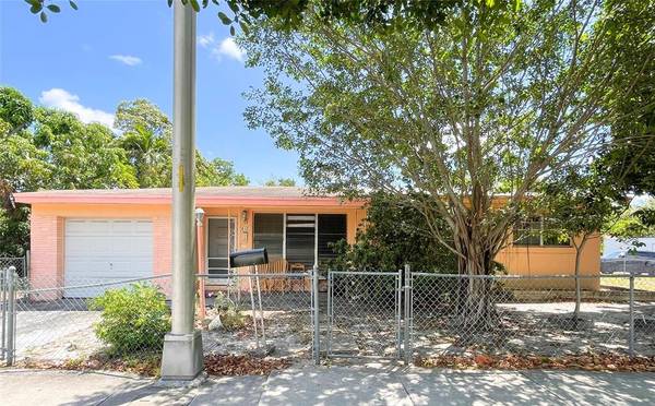 16101 NE 15th Ave, North Miami Beach, FL 33162
