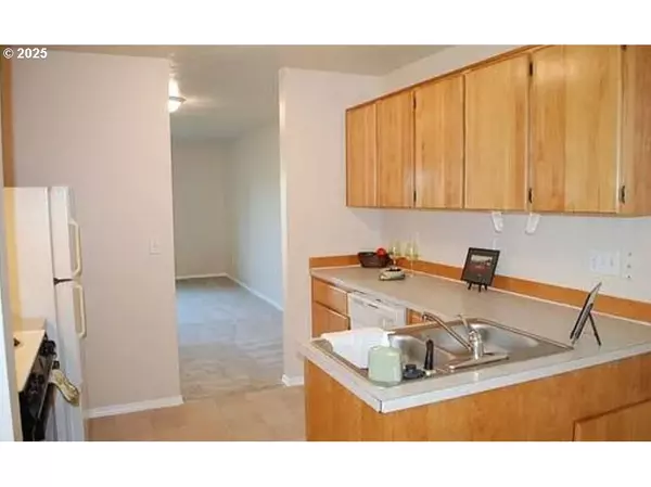 Portland, OR 97230,14811/14813 NE FREMONT CT